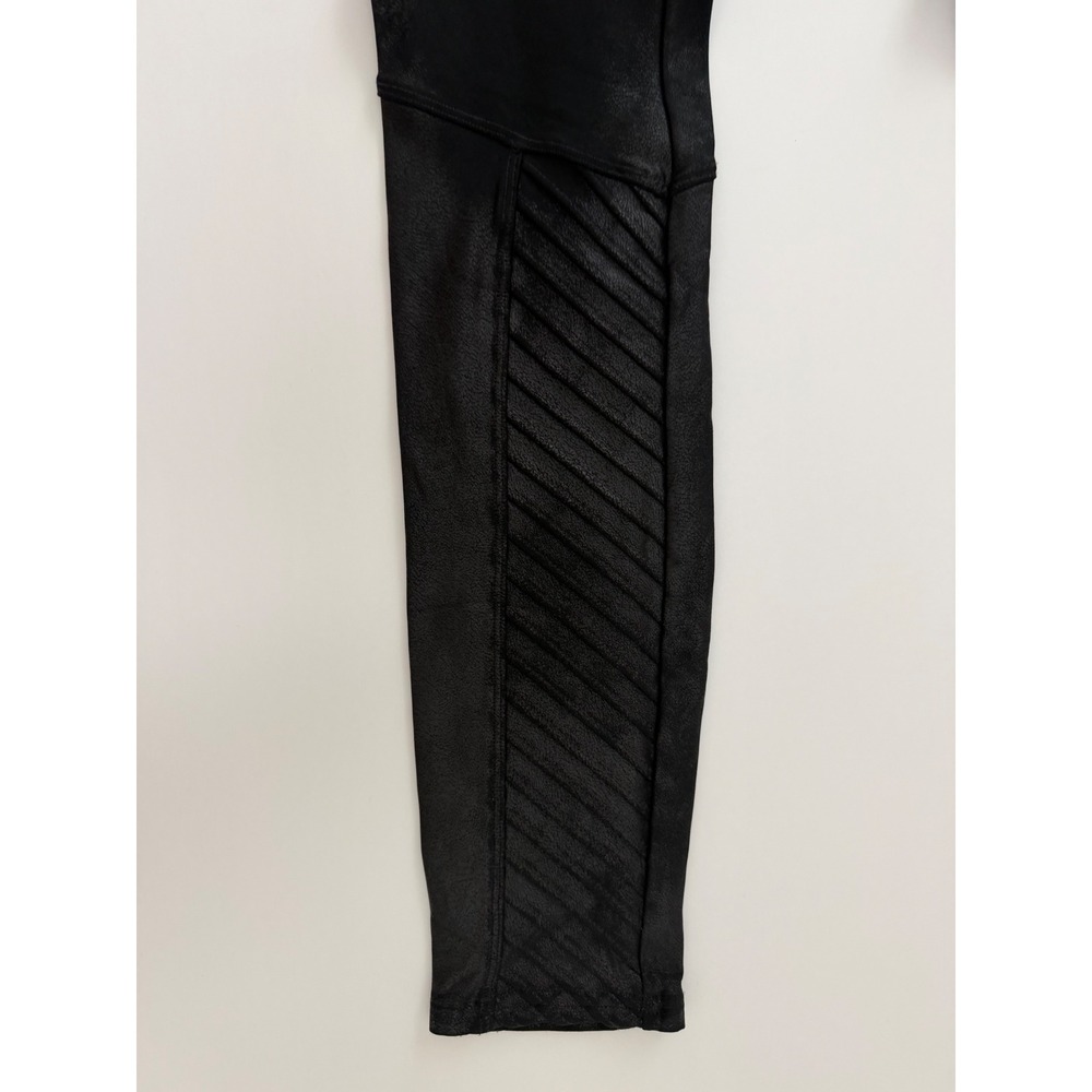 Spanx Faux Leather Moto Leggings Very Black High Rise Ribbed Size Small S/P - Picture 5 of 5